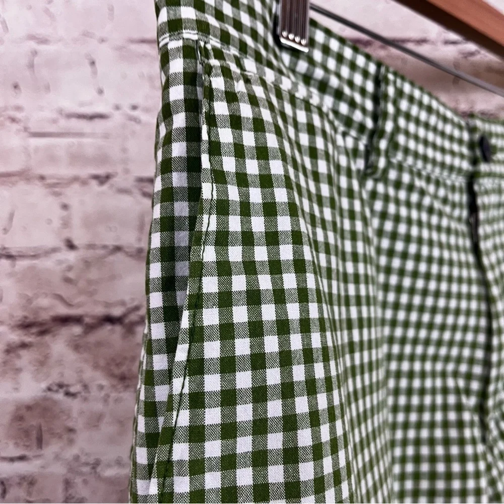 Banana Republic Green Check Flat Front Chino Shorts